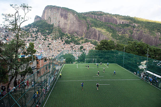Γήπεδα ποδοσφαίρου στις πιο ασυνήθιστες, αλλά εκπληκτικές τοποθεσίες! - Φωτογραφία 5