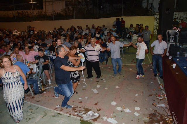 Κοσμοσυρροή στο πανηγύρι στα ΒΛΥΖΙΑΝΑ | ΠΟΛΛΕΣ ΦΩΤΟ - Φωτογραφία 111