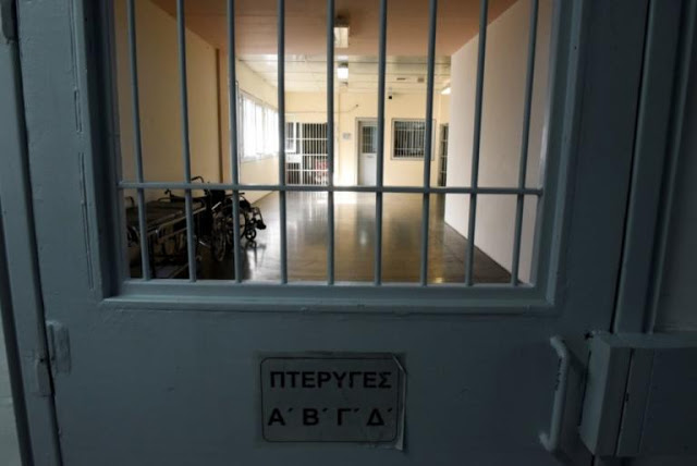 Θεσσαλονίκη: Τρία χρόνια φυλακή στον… ραδιοπειρατή «δημοσιογράφο»! 20.000 ευρώ «λεία» για τα… φούμαρα - Φωτογραφία 1