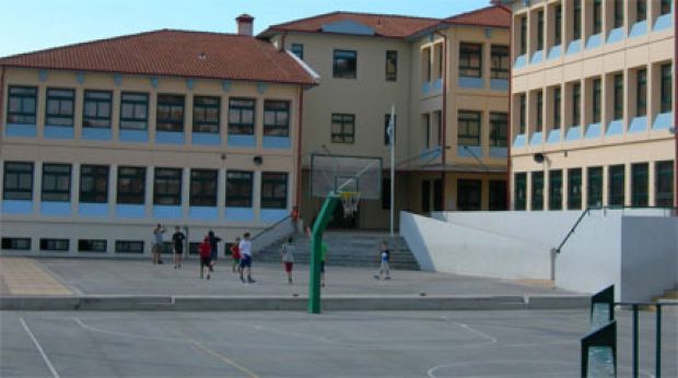 Έργα αναβάθμισης σχολικών υποδομών του Πειραιά με 1,22 εκατ. ευρώ - Φωτογραφία 1