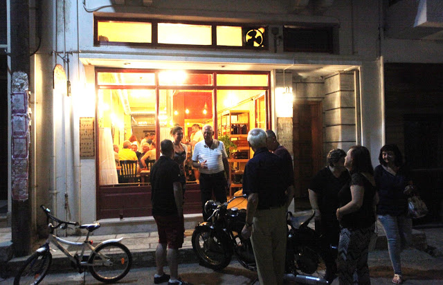 Μόλις άνοιξε χθες βράδυ το νέο wine bar Απάγκιο στον ΑΣΤΑΚΟ | ΦΩΤΟ: Χρήστος Μπόνης - Φωτογραφία 1