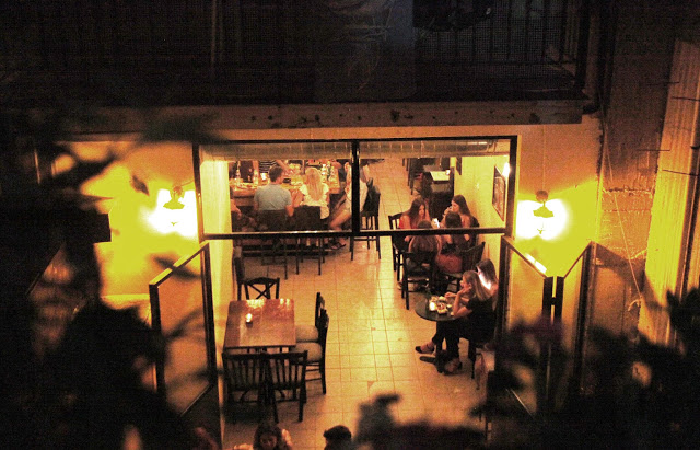 Μόλις άνοιξε χθες βράδυ το νέο wine bar Απάγκιο στον ΑΣΤΑΚΟ | ΦΩΤΟ: Χρήστος Μπόνης - Φωτογραφία 5
