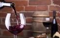 Κόκκινο κρασί: 8 λόγοι για να το προτιμήσετε