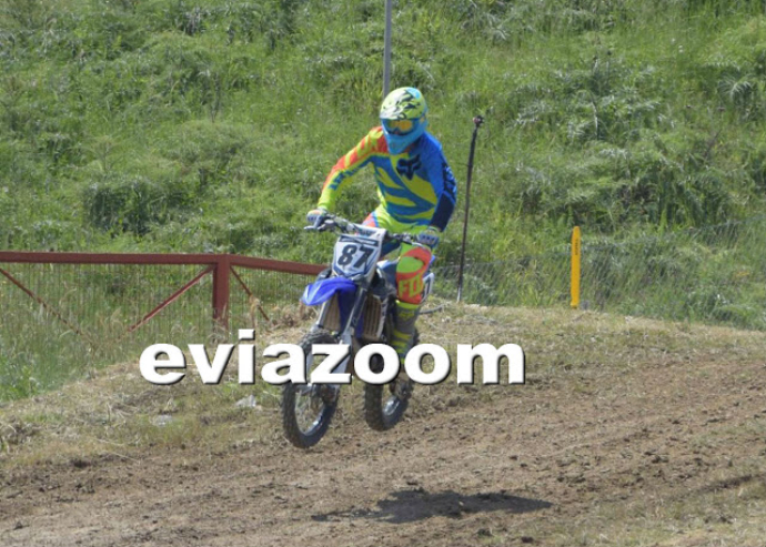 Αστυνομικός τραυματίστηκε σοβαρά σε motocross (εικόνες) - Φωτογραφία 2