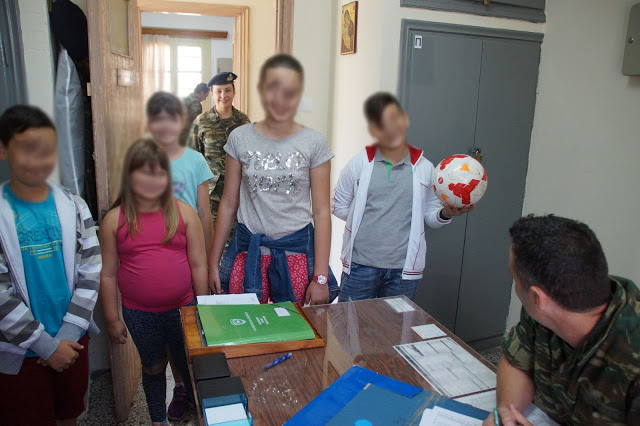 ΓΕΣ : Ημέρα Επίσκεψης Παιδιών Στο Χώρο Εργασίας Του Γονέα Στρατιωτικού Στην 8η Μ/Π ΤΑΞ - Φωτογραφία 7
