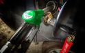 Πρόταση για πλαφόν στις τιμές των καυσίμων σε 17 νομούς της χώρας - Εκτός η Εύβοια!