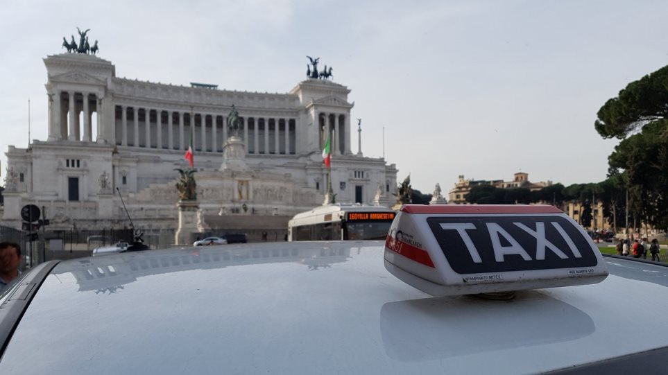 Ιταλία: Πρόστιμα στους οδηγούς ταξί που φοράνε... βερμούδες - Φωτογραφία 1