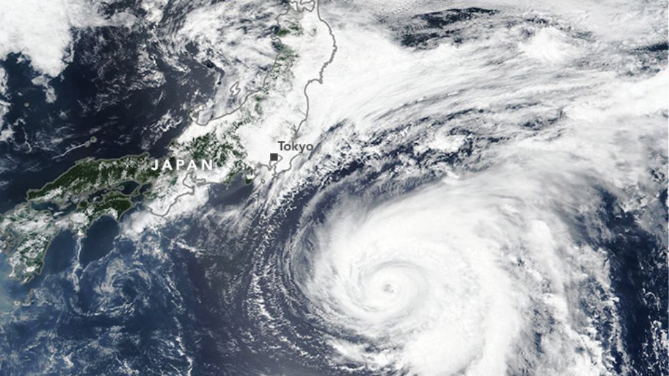 Συναγερμός στην Ιαπωνία για τον τυφώνα Shanshan - Φωτογραφία 1