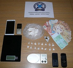 3 συλλήψεις στη Σκιάθο για ναρκωτικά - Φωτογραφία 1