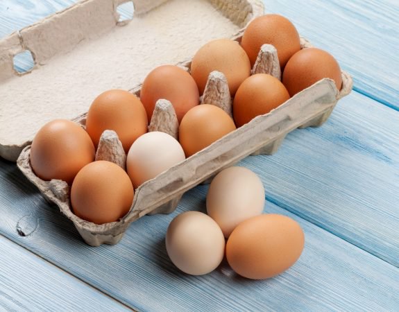 Τι να προσέχετε όταν αγοράζετε αβγά, σύμφωνα με τον ΕΦΕΤ - Φωτογραφία 1