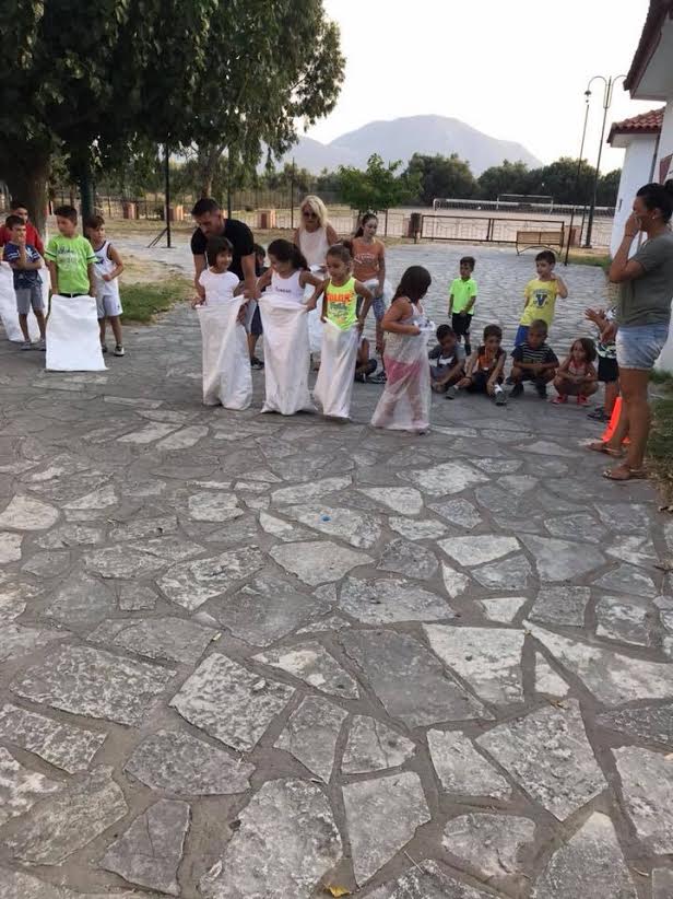 Ο ΠΑΝΑΓΙΩΤΗΣ ΣΤΑΪΚΟΣ στις εκδηλώσεις για τα παιδιά στο ΒΑΡΝΑΚΑ | ΦΩΤΟ - Φωτογραφία 7