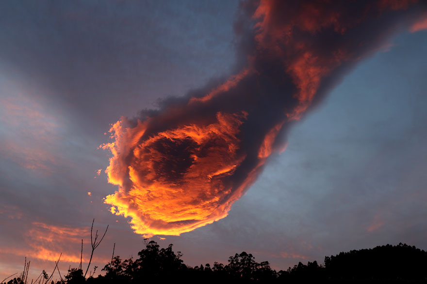 ΣΟΚ και ΔΕΟΣ: Το Χέρι του Θεού - Κάτι παράξενο συνέβη στην Πορτογαλία [photos] - Φωτογραφία 3