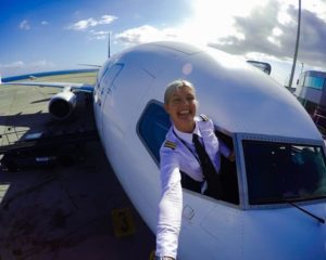 Η ξανθιά πιλότος που απογειώνει το Instagram - Φωτογραφία 2