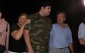 Στην Ελλάδα οι δύο Έλληνες στρατιωτικοί - Κατέβηκαν ένστολοι από το αεροπλάνο - Φωτογραφία 2
