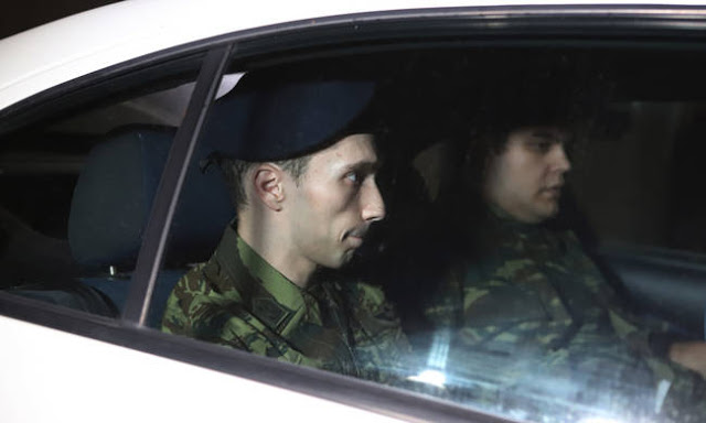 Έλληνες στρατιωτικοί: Στο 424 Στρατιωτικό Νοσοκομείο για ιατρικές εξετάσεις - Φωτογραφία 1
