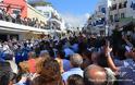 Τήνος: Χιλιάδες πιστοί ύψωσαν χέρια ικεσίας προς τη Μεγαλόχαρη - Φωτογραφία 2