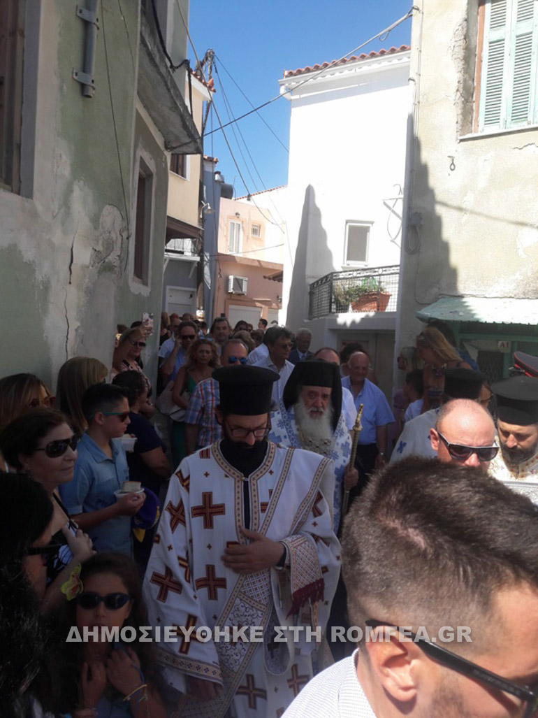 Σάμου: ''Πάντοτε η Παναγία μας προστατεύει ως φοβερά προστασία'' - Φωτογραφία 3