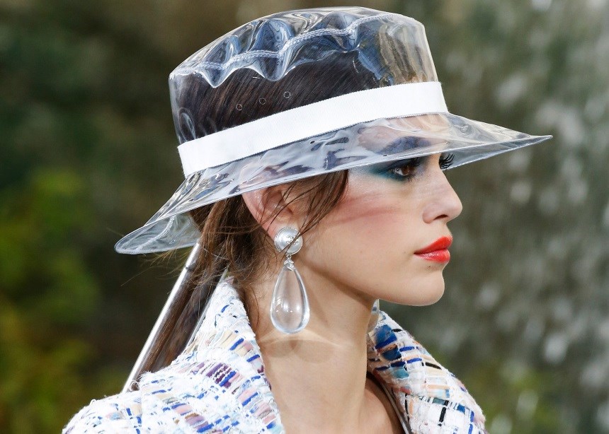 Το bucket hat είναι το επόμενο μεγάλο trend στον κόσμο της μόδας! - Φωτογραφία 2