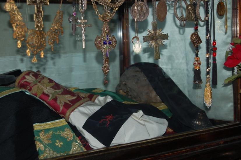 Το Λείψανο του Αγίου Σάββα επιστρέφει στη Μονή του – Δείτε το βίντεο ντοκουμέντο - Φωτογραφία 1