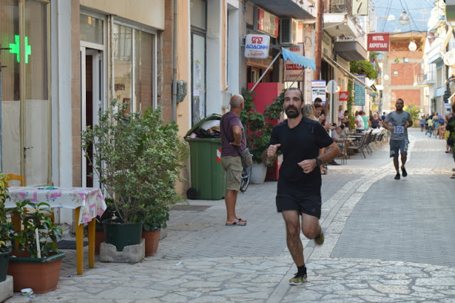 Με μοναδική επιτυχία ολοκληρώθηκε ο αγώνας δρόμου 5.000μ. ΒΑΡΝΑΚΑΣ-ΜΥΤΙΚΑΣ | ΦΩΤΟ: Βάσω Παππά - Φωτογραφία 47