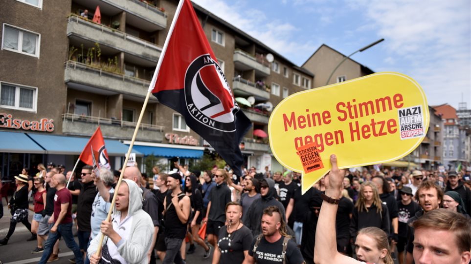 Γερμανία: Ματαιώθηκε η πορεία νεοναζιστών στο Βερολίνο – Πήγαν μόλις 50 άτομα - Φωτογραφία 1