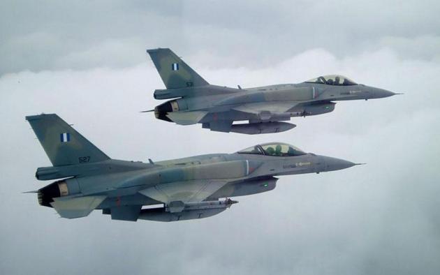 F-16: Τα χαρακτηριστικά της “Οχιάς” που αποκτά η Πολεμική Αεροπορία - Φωτογραφία 1