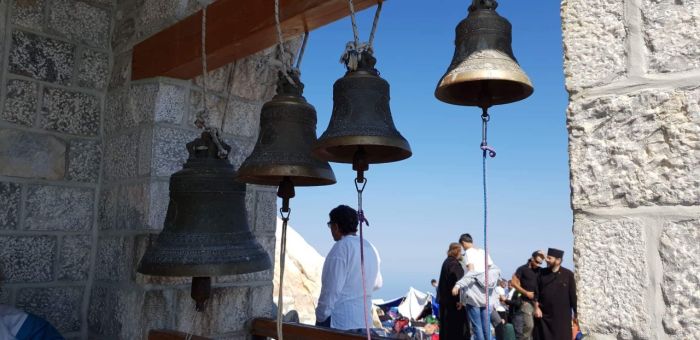 Αγρυπνία στην κορυφή του Άθωνα στο εκκλησάκι της Μεταμορφώσεως (φωτογραφίες) - Φωτογραφία 1