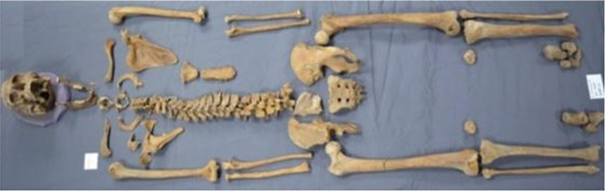 Δύο άντρες και μία γυναίκα οι σκελετοί που βρέθηκαν σε σαρκοφάγο - Φωτογραφία 3