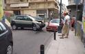 ΑΓΡΙΝΙΟ: Τροχαίο στην οδό Σκαλτσοδήμου-δυο άτομα στο νοσοκομείο (φωτο)