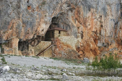 Τα Βυζαντινά Ασκηταριά της Μεγάλης Πρέσπας - Φωτογραφία 2