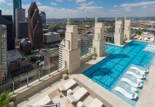 Είναι αυτή η πιο εντυπωσιακή πισίνα... μπαλκόνι του κόσμου; - Φωτογραφία 3