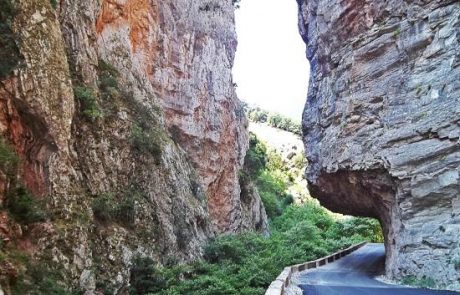 Ιερά Μονή Προυσού (φωτογραφίες) - Φωτογραφία 2