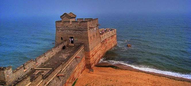 Το άγνωστο τμήμα του Σινικού Τείχους – Εκεί όπου ο «δράκος» καταλήγει στο νερό και γίνεται ένα με τον ωκεανό [photos] - Φωτογραφία 7