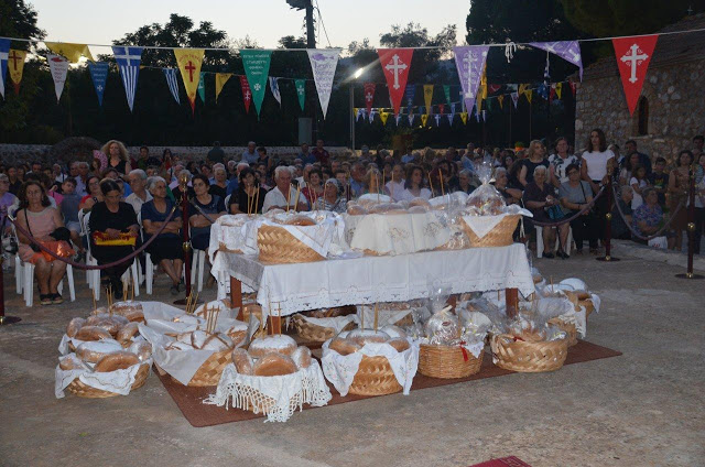 Με ευλάβεια γιορτάστηκε η Παναγία η Λεσινιώτισσα - Φωτογραφία 7