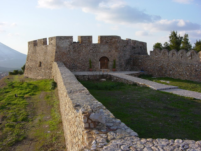 Χαλκίδα: Ανοιχτοί 4 αρχαιολογικοί χώροι για την Αυγουστιάτικη πανσέληνο - Φωτογραφία 1