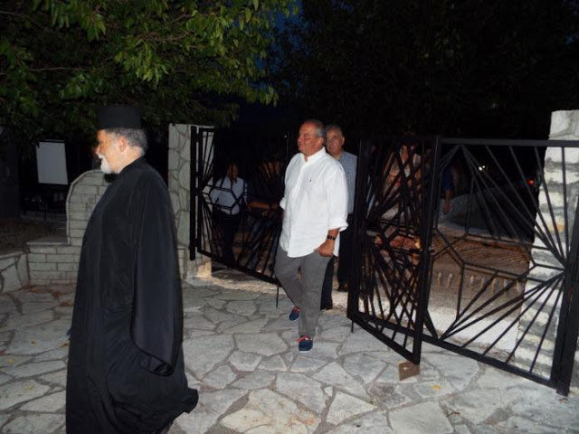 Ο πρώην πρωθυπουργός Κώστας Καραμανλής στο Κατωχώρι Λευκάδας (ΦΩΤΟ) - Φωτογραφία 20