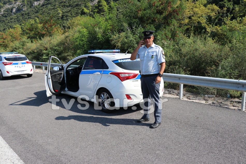 Φθιώτιδα: Φορτηγό ξήλωσε τα φώτα στη σήραγγα, έκλεισε η Εθνική Οδός - Φωτογραφία 6