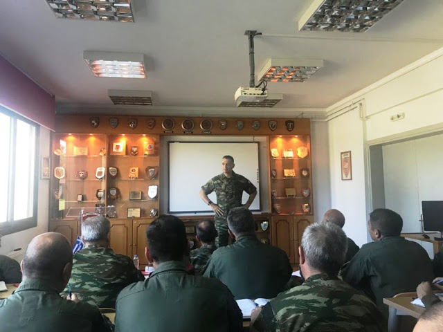 Επίσκεψη Αρχηγού ΓΕΣ σε Μονάδες της Αεροπορίας Στρατού - Φωτογραφία 8