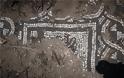 Το εντυπωσιακό ψηφιδωτό και τα ερείπια του ναού της Αρτέμιδας - Φωτογραφία 4