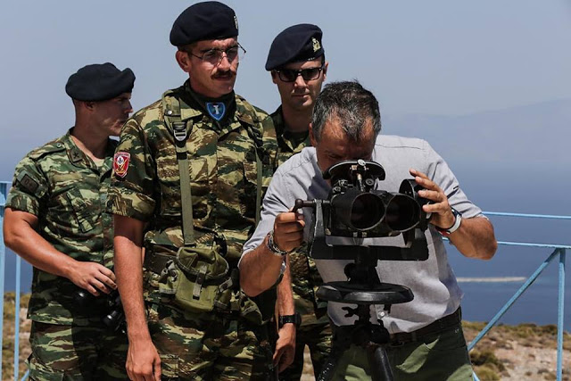 Εντυπωσιακές φωτό από την επίσκεψη του Σταύρου Θεοδωράκη στο ΕΦ Αγαθονησίου - Φωτογραφία 2