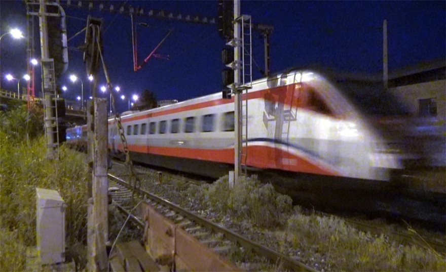 «Ασημένιο Βέλος»: Το τρένο που θα συνδέει Αθήνα - Θεσσαλονίκη σε 3,5 ώρες - Φωτογραφία 3