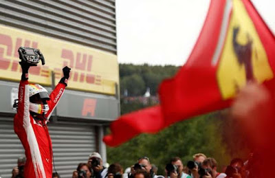 F1: Ο Φέτελ θριαμβευτής στο Βέλγιο. Μείωσε τη διαφορά στη μάχη για τον τίτλο – videos - Φωτογραφία 1