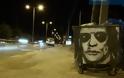 Ο Ηλίας Ψινάκης έγινε γκράφιτι στη Λεωφόρο Μαραθώνος - Φωτογραφία 2