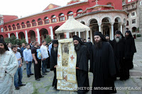 11012 - Λιτανεία της Εικόνας της Παναγίας Βηματάρισσας στο Βατοπαίδι (φωτογραφίες) - Φωτογραφία 3