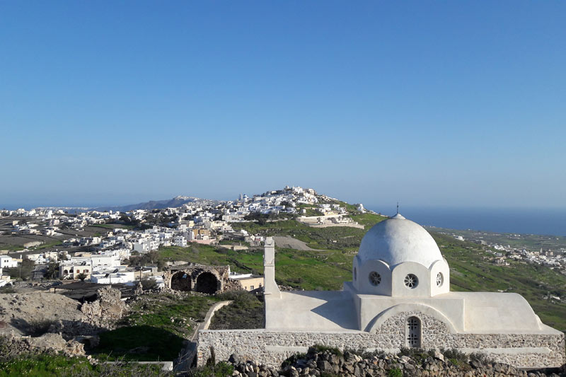 Το χωριουδάκι Πύργος στη μαγική Σαντορίνη που πρέπει οπωσδήποτε να επισκεφτείτε - Φωτογραφία 3