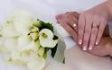 Τί συμβολίζει η τριπλή αλλαγή των δακτυλιδιών στα χέρια του γαμπρού και της νύφης; - Συμβολισμοί στο μυστήριο του γάμου