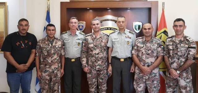 Συνάντηση Αρχηγού ΓΕΣ με 5μελή Αντιπροσωπεία του Στρατού της Ιορδανίας - Φωτογραφία 1