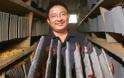 Κινέζος επιχειρηματίας εκτρέφει ένα δισ. κατσαρίδες για να μειώσει τον όγκο των σκουπιδιών