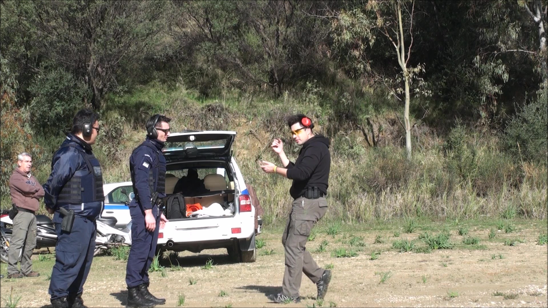 Τι χαρακτηρίζει ως επιτυχημένο έναν αστυνομικό εκπαιδευτή όπλων και τακτικής; - Φωτογραφία 4