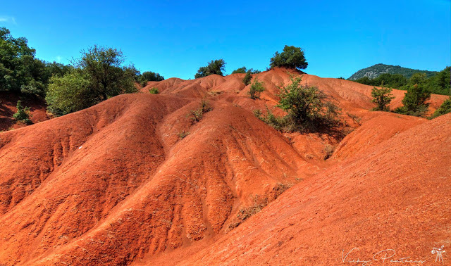 Το σπάνιο γεωλογικό φαινόμενο που μαγεύει: Δείτε τους κόκκινους αμμόλοφους στη ΠΡΕΒΕΖΑ με το φακό της Βονιτσάνας Vicky Pantazis - Φωτογραφία 1